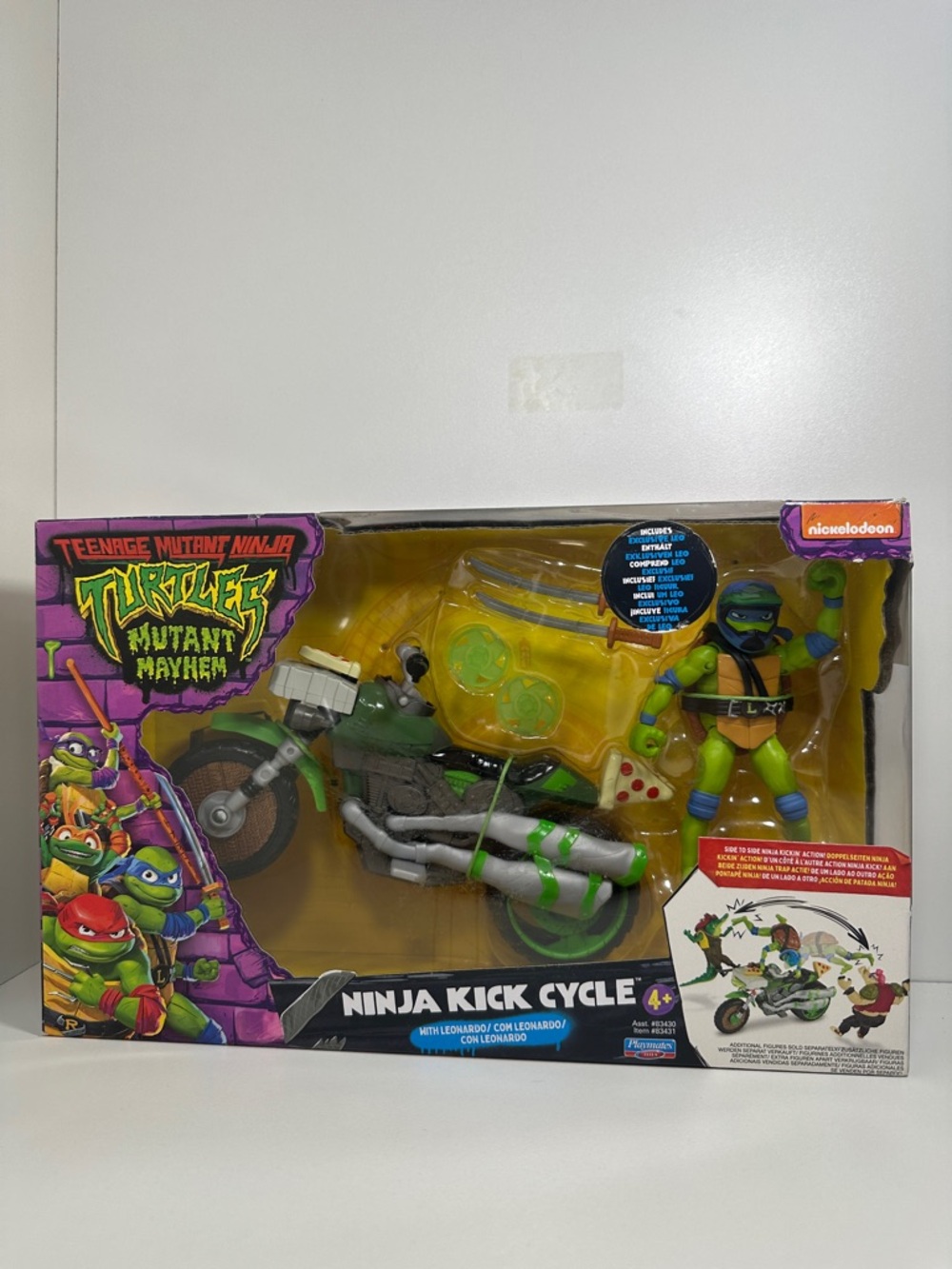 Nickelodeon Teenage Mutant Ninja Turtles Green Ninja Kick Cycle with Leonardo